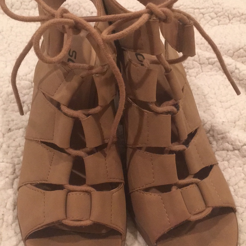 Soda Lace Up Cutout Bootie Peep Toe Heels - Picture 11 of 11